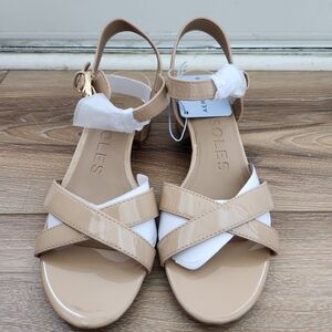 Aerosoles Women's Tan Sandals